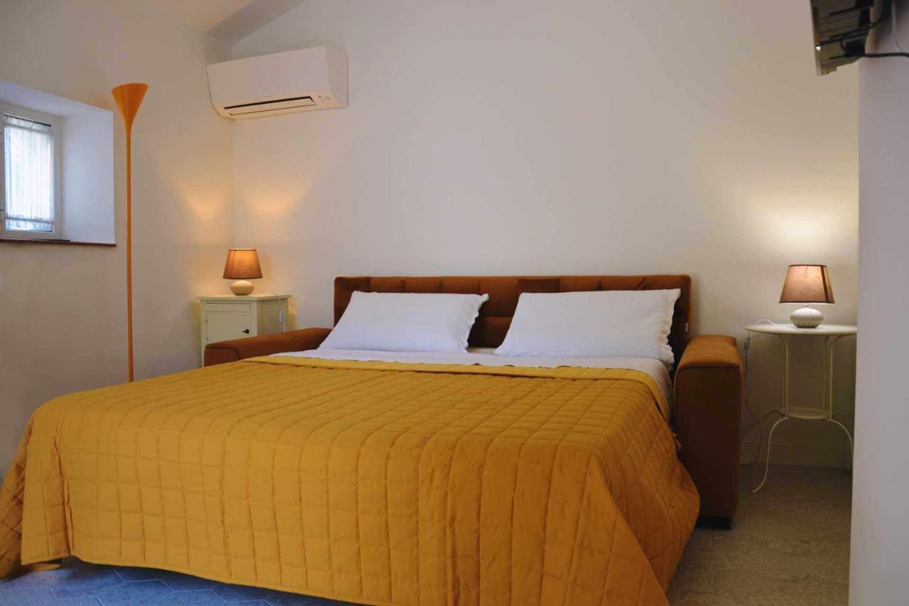Beb Cornelia Bed & Breakfast อาตริ ภายนอก รูปภาพ