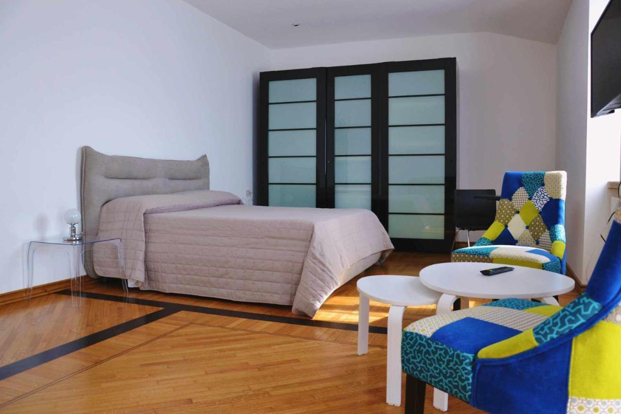 Beb Cornelia Bed & Breakfast อาตริ ภายนอก รูปภาพ